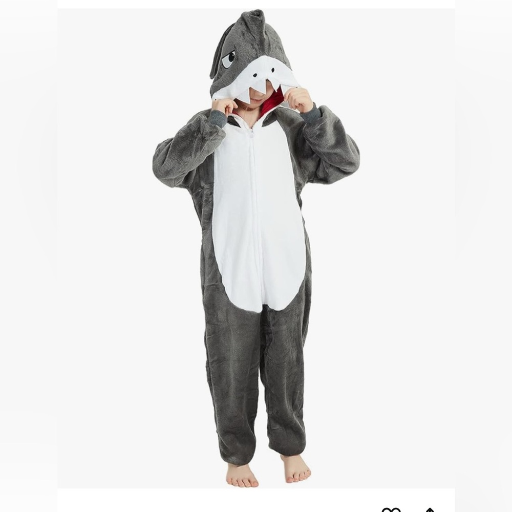 Shark costume, pajama 8-9 sizes